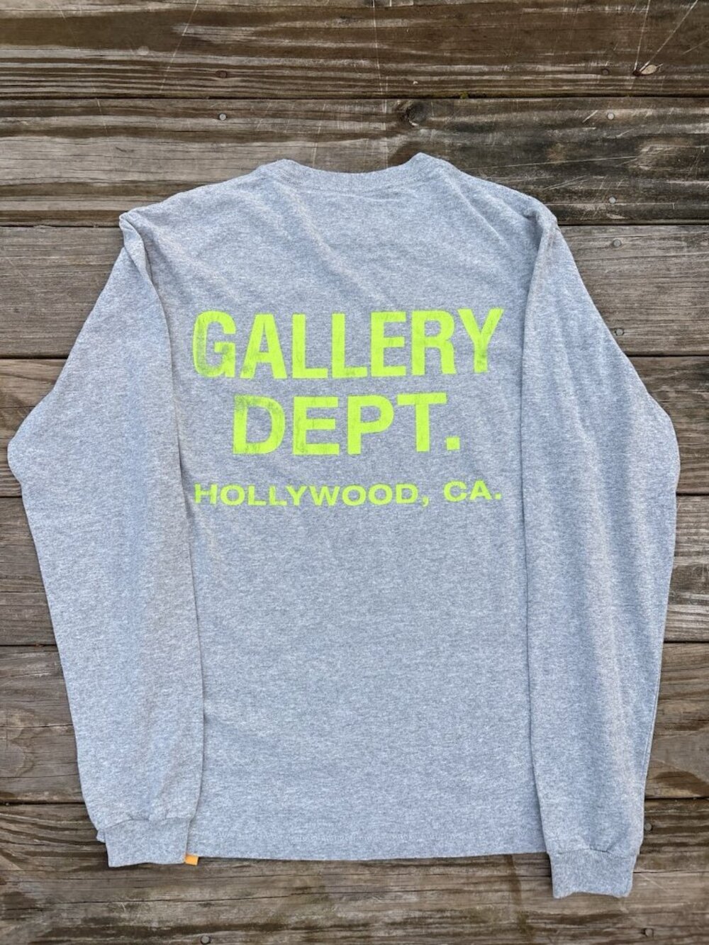 Gallery Dept Hollywood CA Souvenir Long Sleeve T Shirt Gray Neon Made USA Small